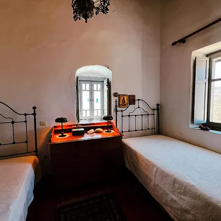 Stunning Town-house In Chora, Serifos Town