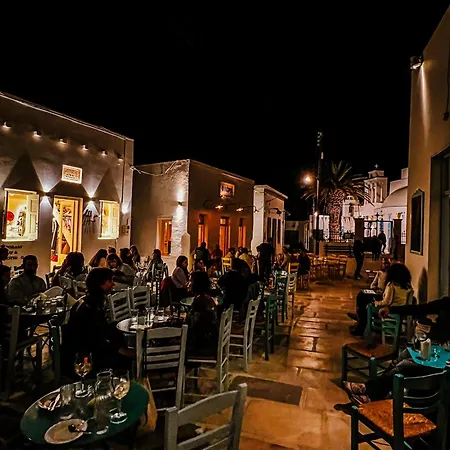 Stunning Town-house In Chora, Сasa de vacaciones Serifos Town