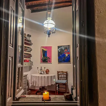 Archontiko Serifos Tatil Evi *