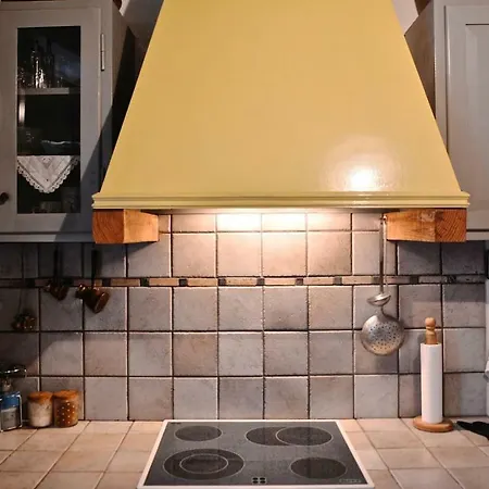 Holiday home Stunning Town-house In Chora, *