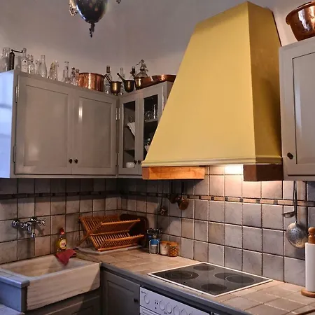 Stunning Town-house In Chora, Holiday home *