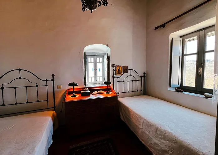 Stunning Town-house In Chora, Serifos Town