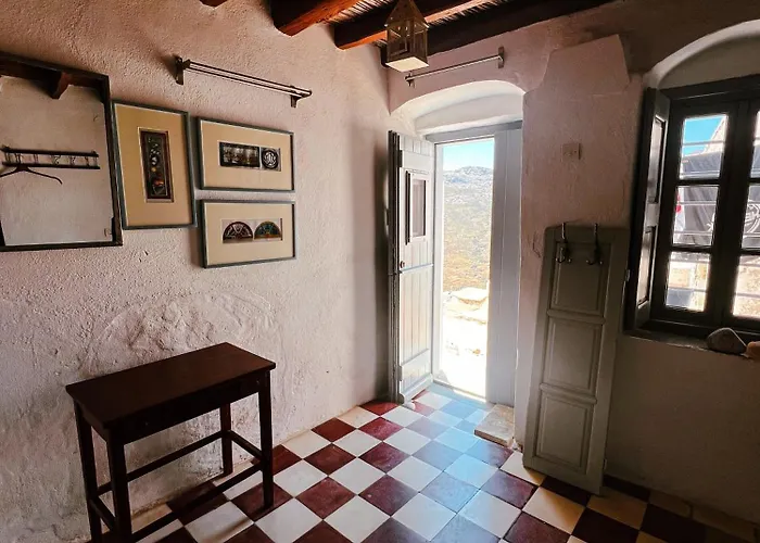 Stunning Town-house In Chora,