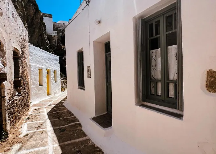 Stunning Town-house In Chora, Сasa de vacaciones Serifos Town