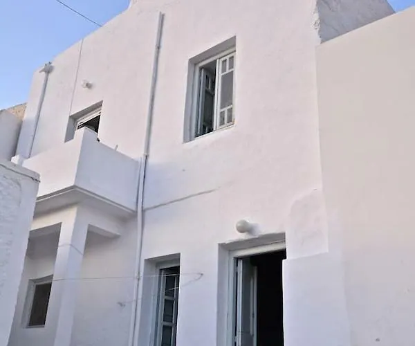 Сasa de vacaciones Stunning Town-house In Chora,